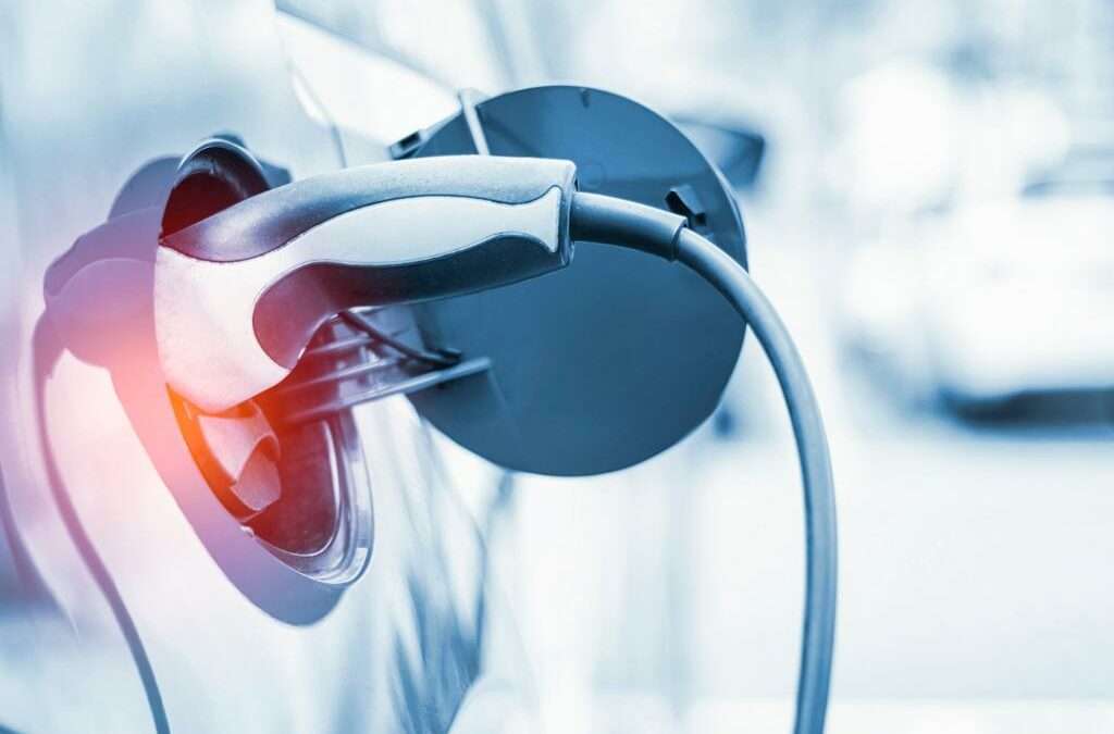 Câble de Recharge Voiture Électrique : Guide Complet 2025